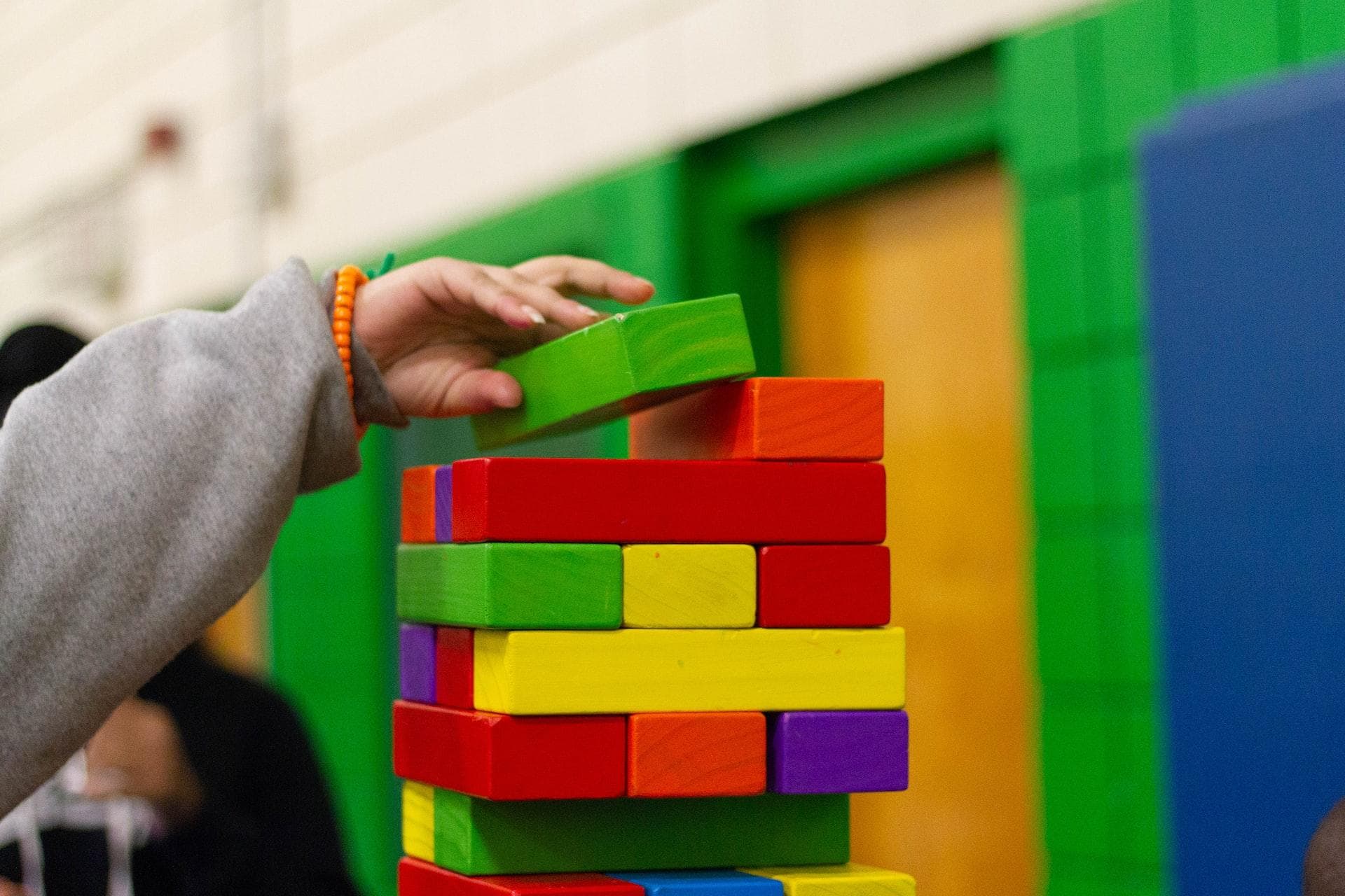 Counting colorful blocks